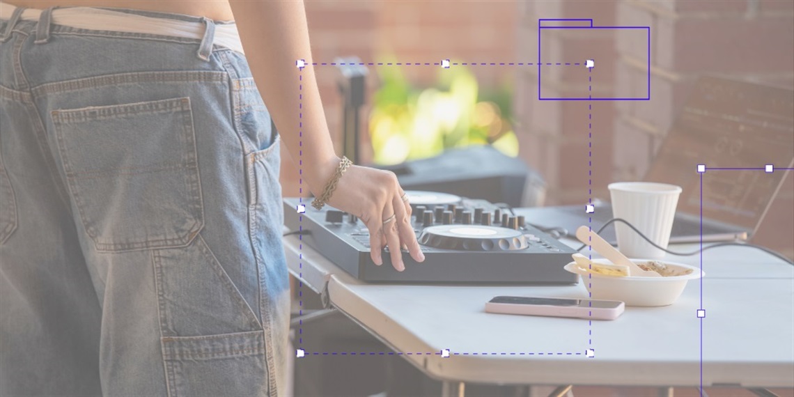 Close up of hands playing on a DJ deck
